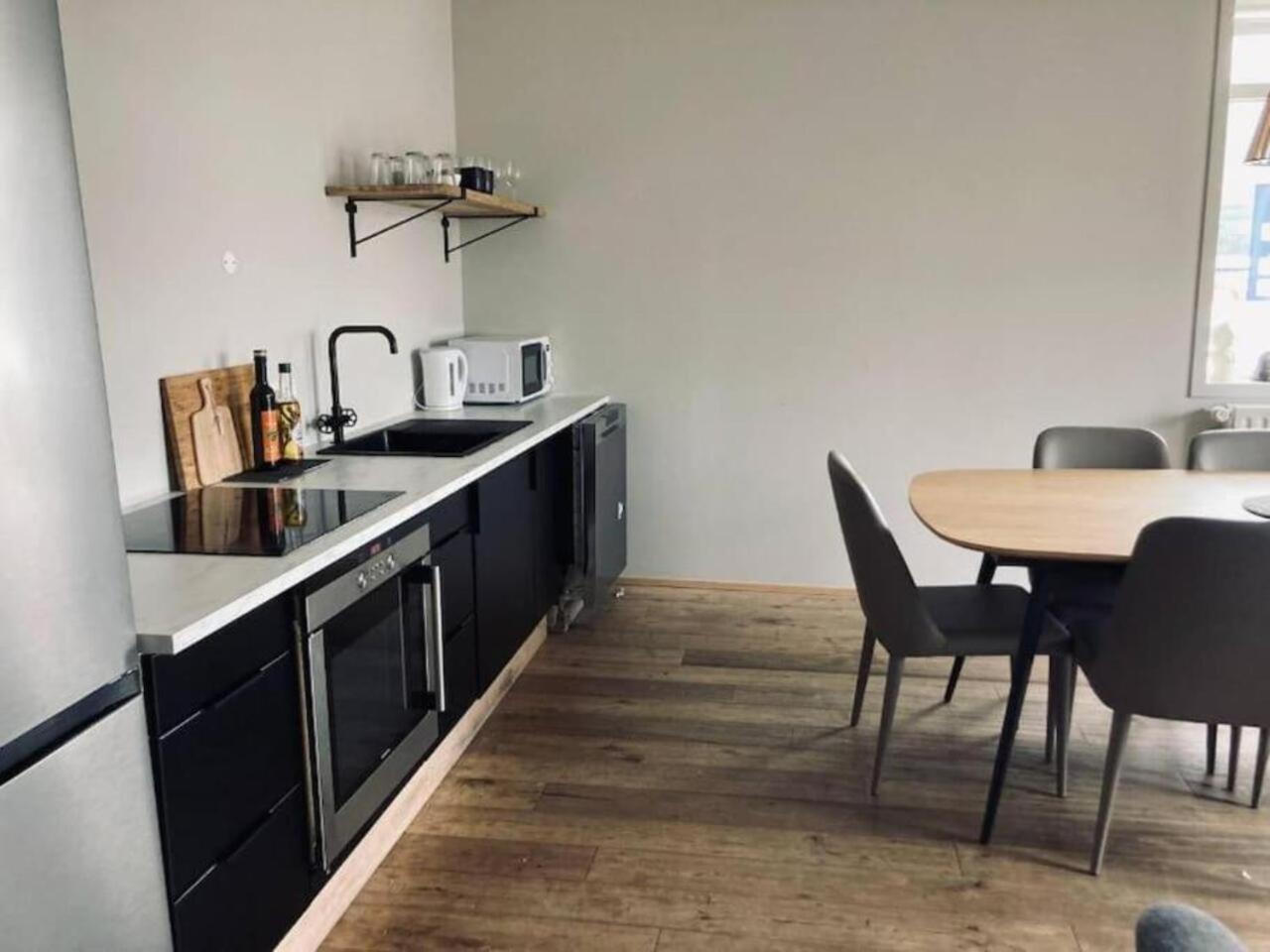 G10 Apartments Akureyri Eksteriør billede